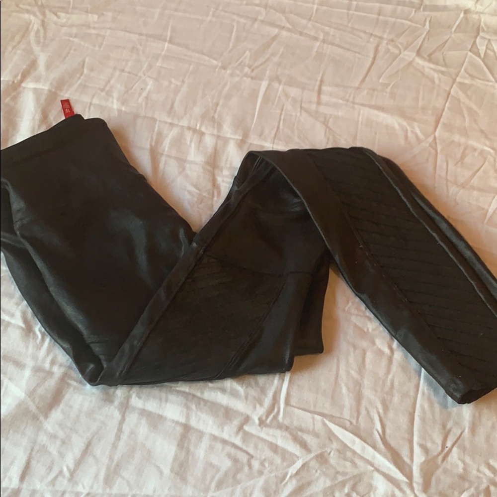 Spans faux leather Moto leggings